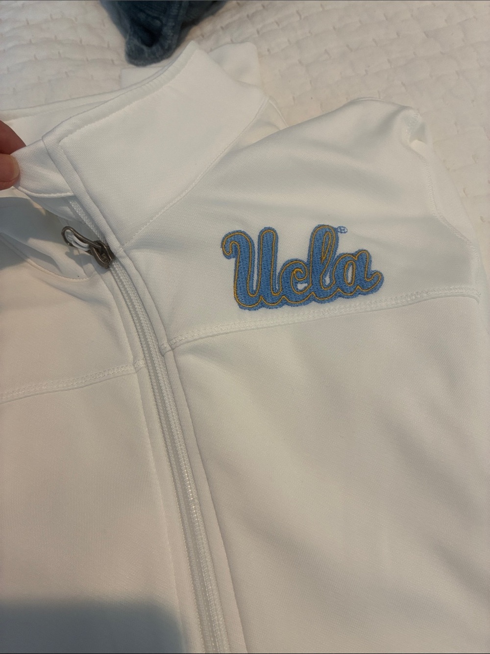 UCLA Women's White Full-Zip Athletic Jacket - Wide World size Medium, like new! - Picture 7 of 7